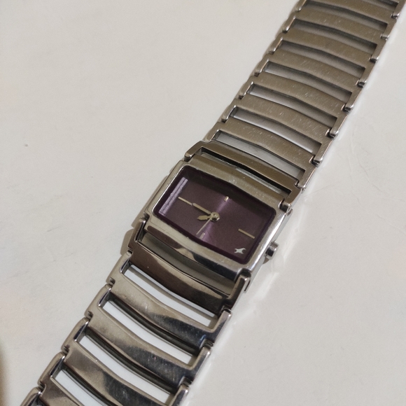 Watch - Picture 2 of 2